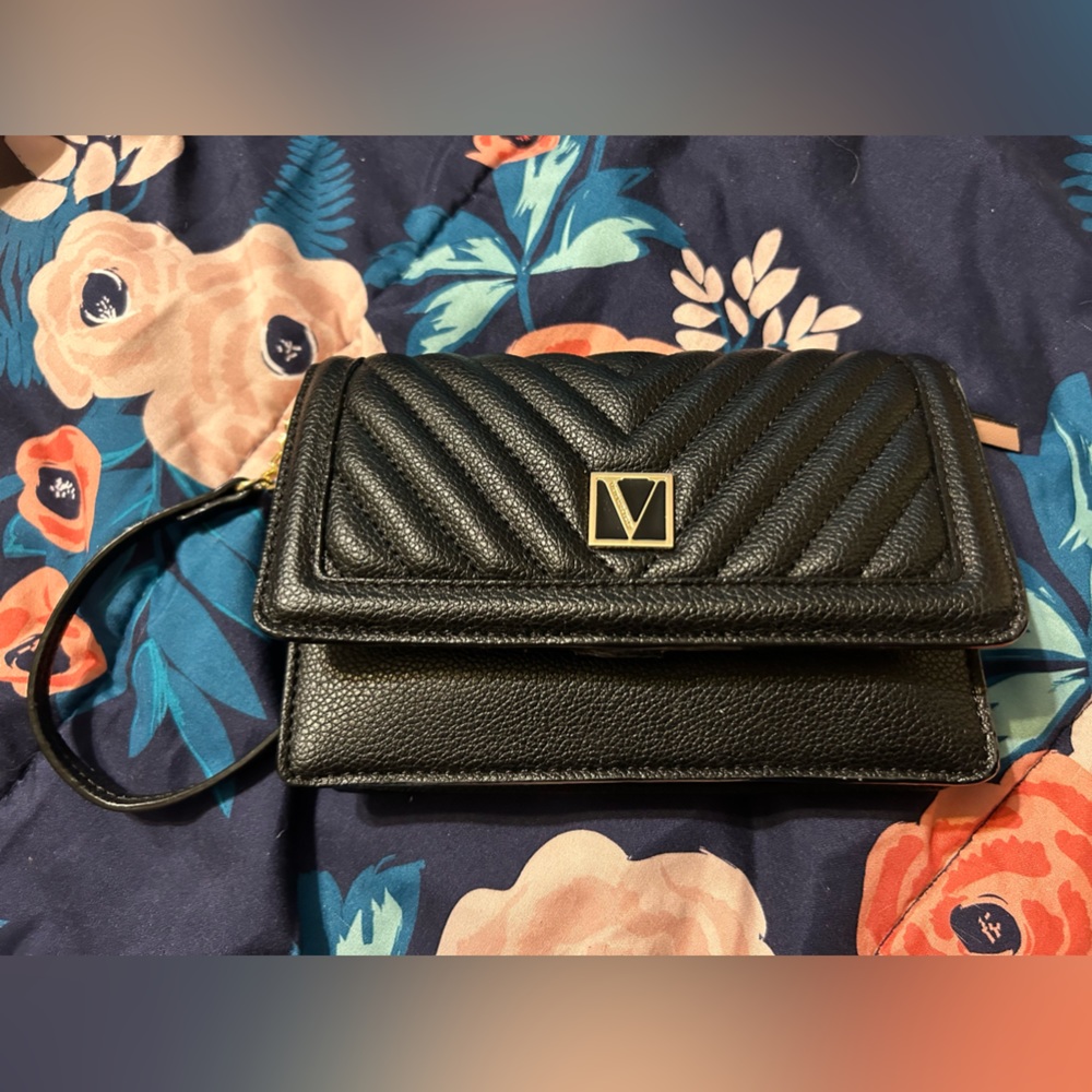 Victoria’s Secret wristlet
